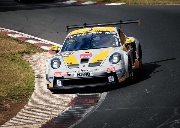 select-drag-racing-640x480-87896013.jpeg