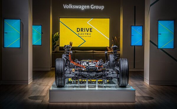 select-electric-vehicles-640x480-9941267.jpeg