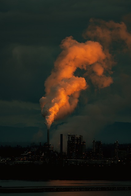select-emissions-regulations-640x480-96234345.jpeg