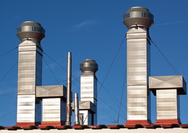 select-exhaust-systems-640x480-40134428.jpeg