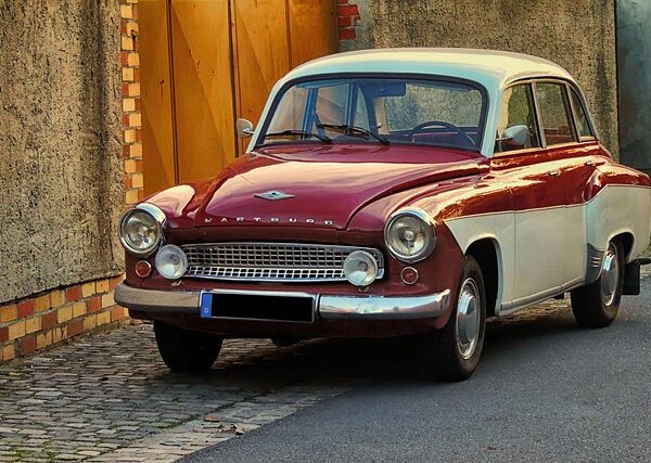 select-german-cars-640x480-4837849.jpeg