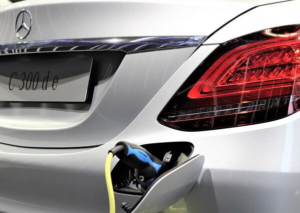 select-hybrid-cars-640x480-45938785.jpeg