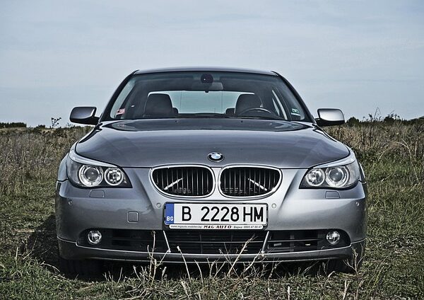 select-license-plate-privacy-640x480-4232417.jpeg