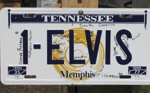 select-license-plate-privacy-640x480-48427765.jpeg