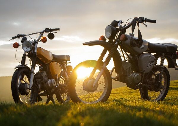 select-motorcycles-640x480-38668803.jpeg