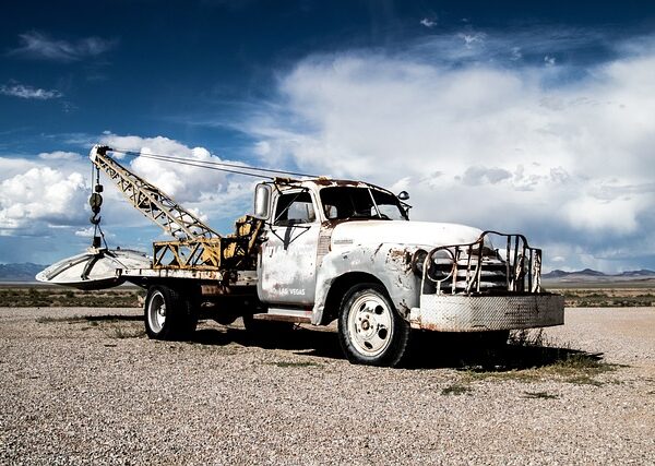 select-pickup-trucks-640x480-65992939.jpeg