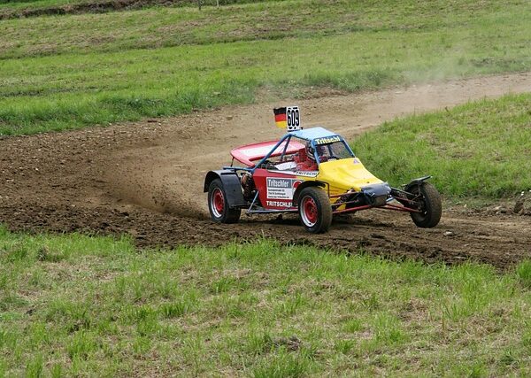 select-rally-racing-640x480-80637163.jpeg