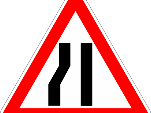 select-road-safety-tips-640x480-55226568.png