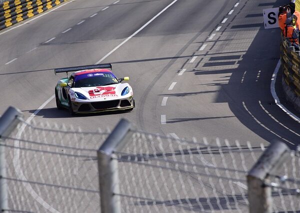 select-street-racing-640x480-3644510.jpeg
