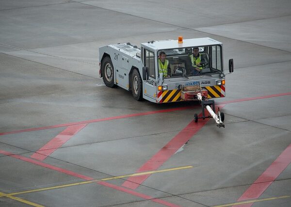 select-towing-business-640x480-53587166.jpeg