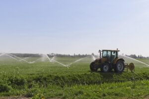select-tractors-640x480-4930023.jpeg