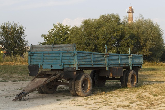 Select Trailers