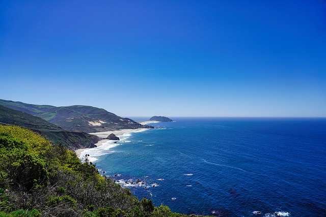 select-travel-to-california-640x480-86356154.jpeg