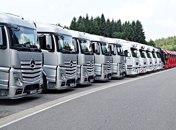 trucks-640x480-70418555.jpeg