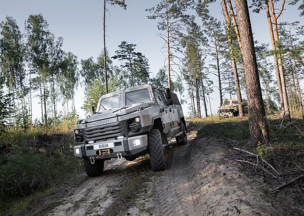trucks-640x480-70485343.jpeg