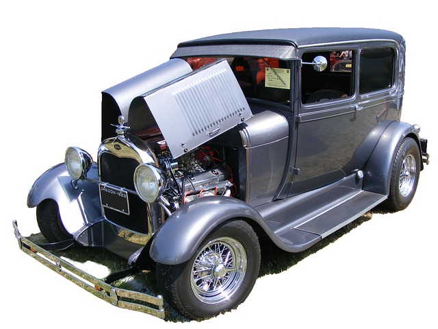 select-classic-car-restoration-640x480-68320238.jpeg