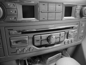 select-exhaust-systems-640x480-13693655.jpeg
