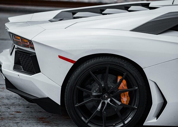 select-exotic-cars-640x480-54658647.jpeg