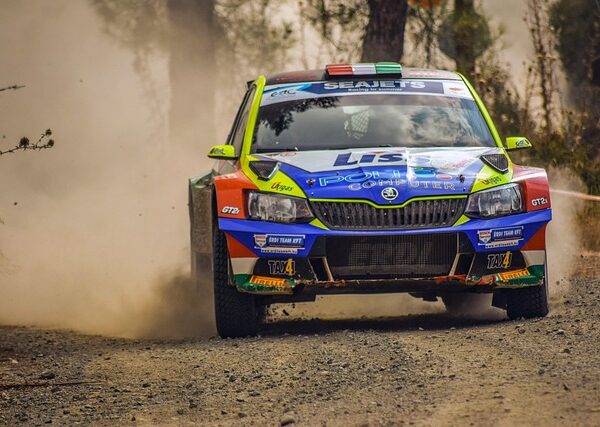 select-rally-racing-640x480-8037906.jpeg