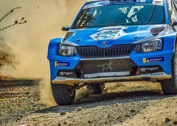select-rally-racing-640x480-93760237.jpeg