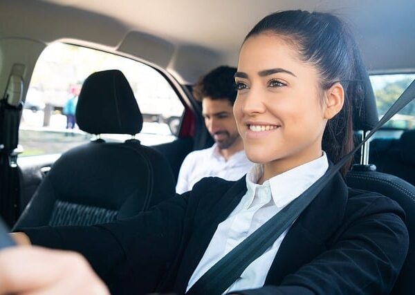 select-ride-hailing-services-640x480-57752349.jpeg