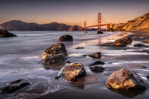 select-travel-to-california-640x480-38746545.jpeg