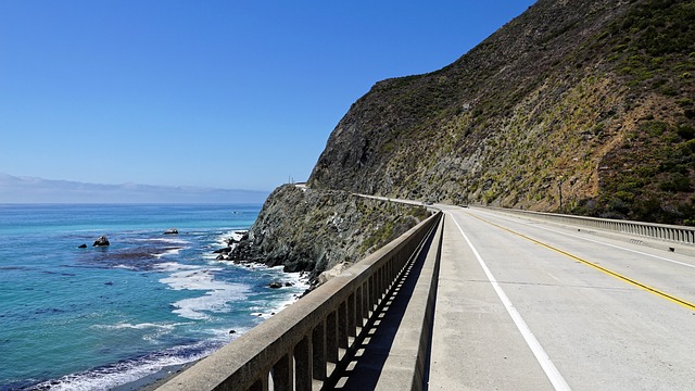 select-travel-to-california-640x480-65769834.jpeg