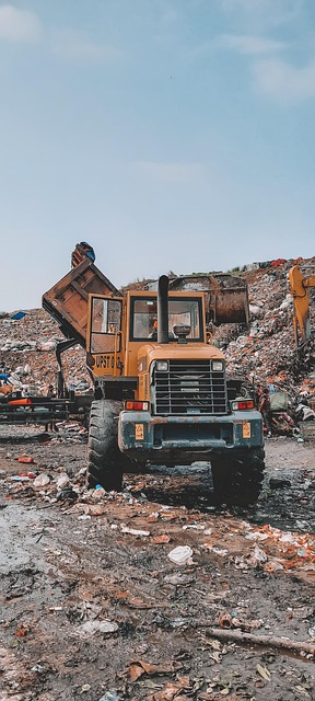 trucks-640x480-89781087.jpeg