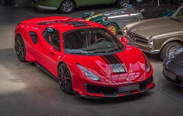 select-exotic-cars-640x480-89560769.jpeg