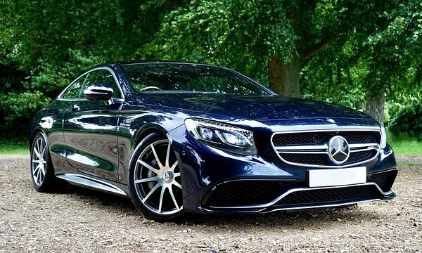 select-german-cars-640x480-12929106.jpeg
