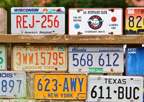 select-license-plate-privacy-640x480-35201943.jpeg