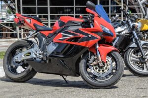select-motorcycles-640x480-80277511.jpeg