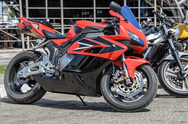 select-motorcycles-640x480-80277511.jpeg