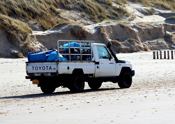 select-pickup-trucks-640x480-15105731.jpeg