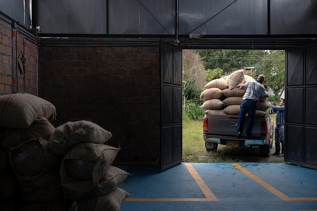 trucks-640x480-65945455.jpeg