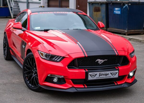 modern-car-640x480-4447254.jpeg