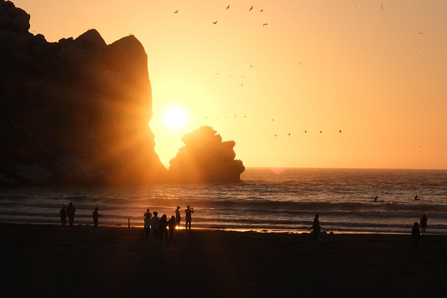 select-travel-to-california-640x480-41427091.jpeg