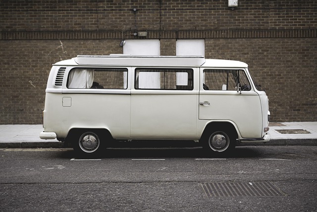 select-vans-640x480-4676189.jpeg