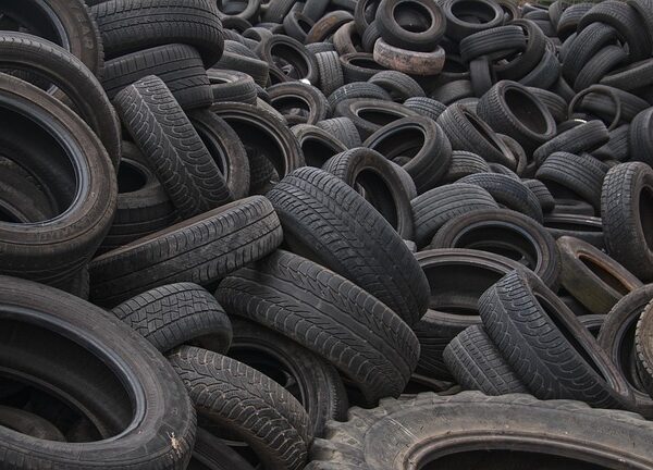 select-buying-used-cars-640x480-94558815.jpeg