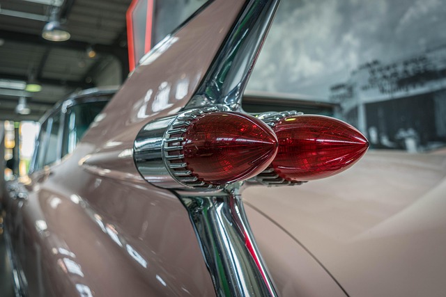 select-classic-car-restoration-640x480-14479140.jpeg