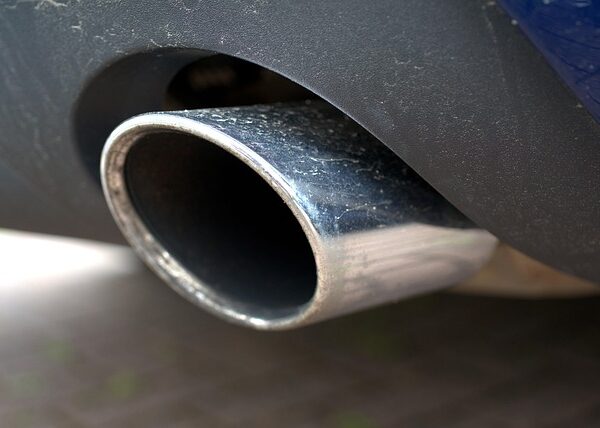 select-exhaust-systems-640x480-47362470.jpeg
