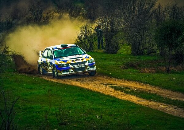 select-rally-racing-640x480-40162191.jpeg