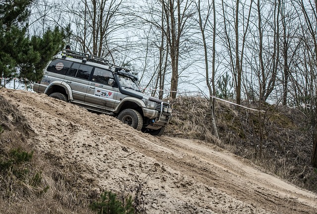 select-off-road-vehicles-640x480-64789551.jpeg