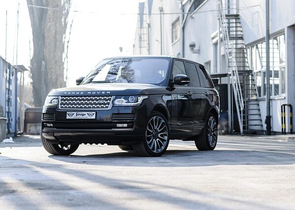 select-suvs-640x480-98743440.jpeg