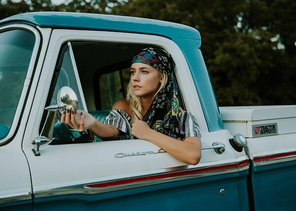 trucks-640x480-19479909.jpeg