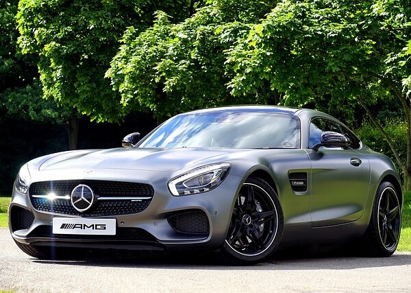 cars-640x480-51932790.jpeg