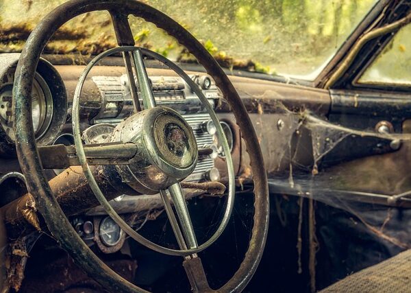 cars-640x480-92732457.jpeg
