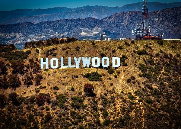 select-moving-to-california-640x480-48897784.jpeg
