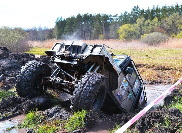 select-suvs-640x480-27035096.jpeg