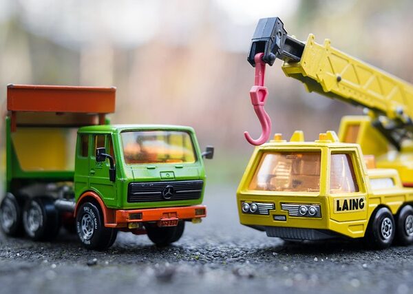 trucks-640x480-71890694.jpeg